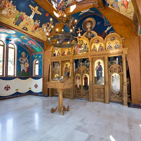 Etno Naselje Vrdnicka Kula Frühstückspension