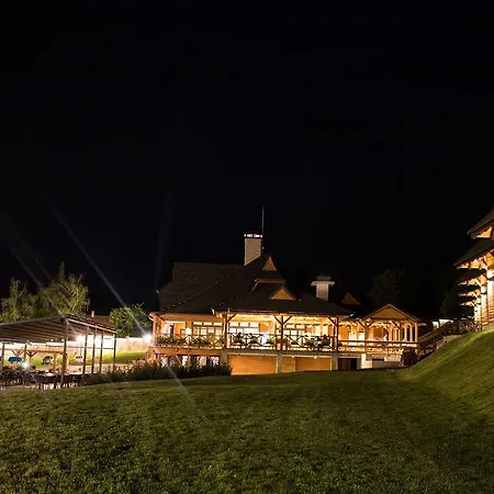 Etno Naselje Vrdnicka Kula Frühstückspension Vrdnik