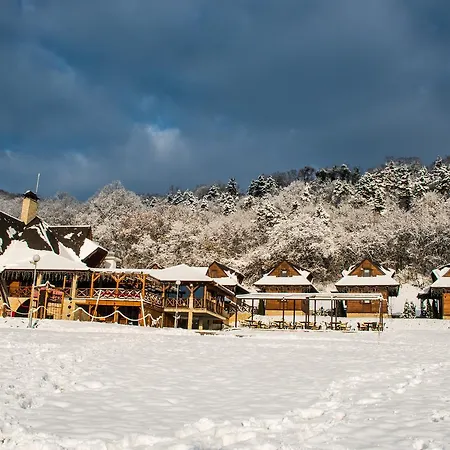 Etno Naselje Vrdnicka Kula Frühstückspension